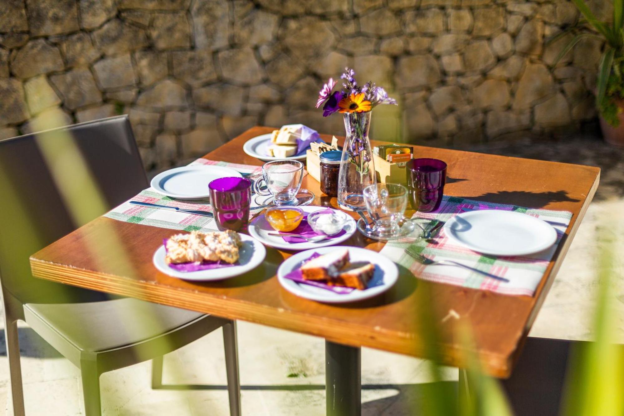Giannavi Farm stay